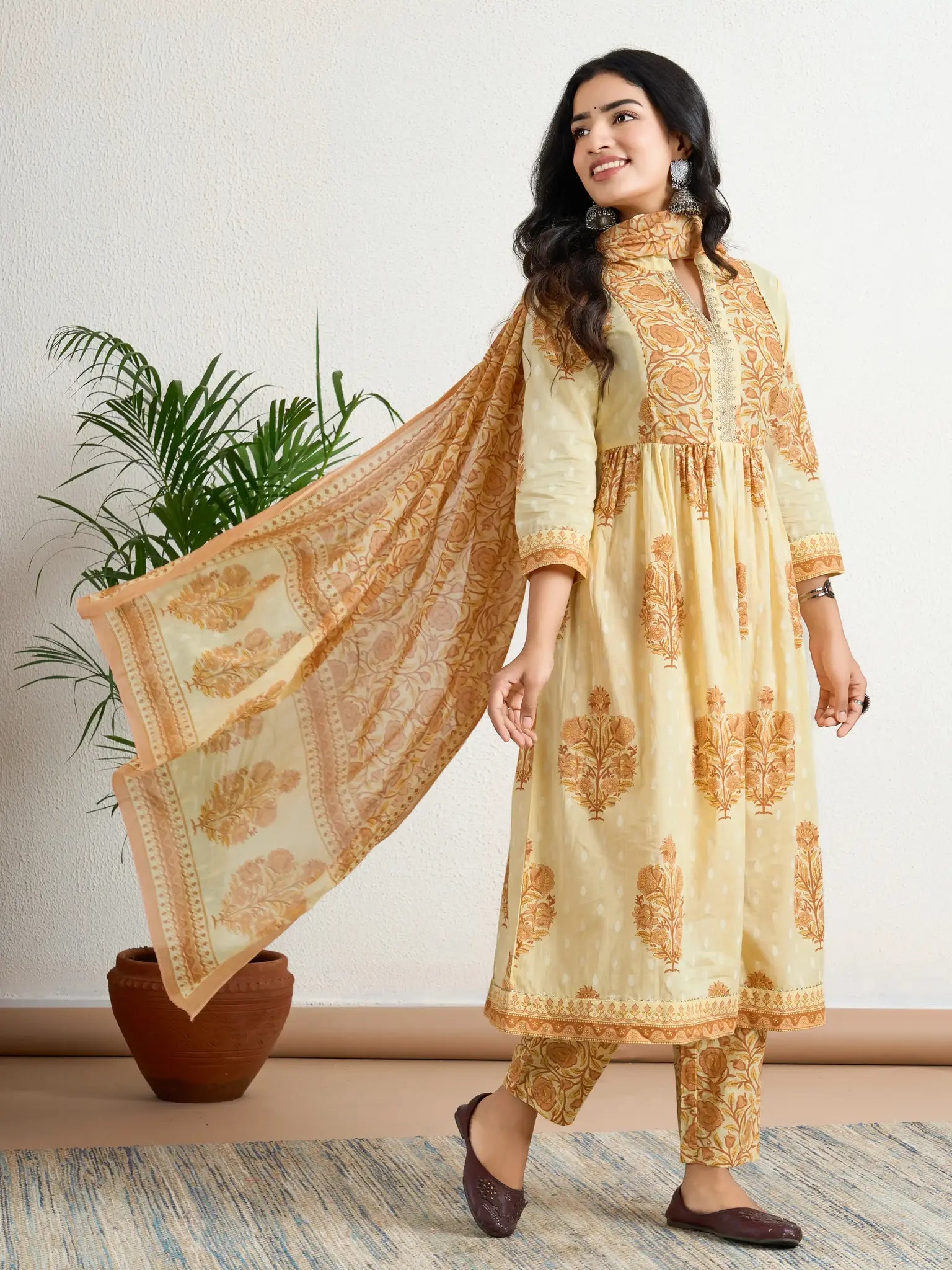 Yellow printed suit set