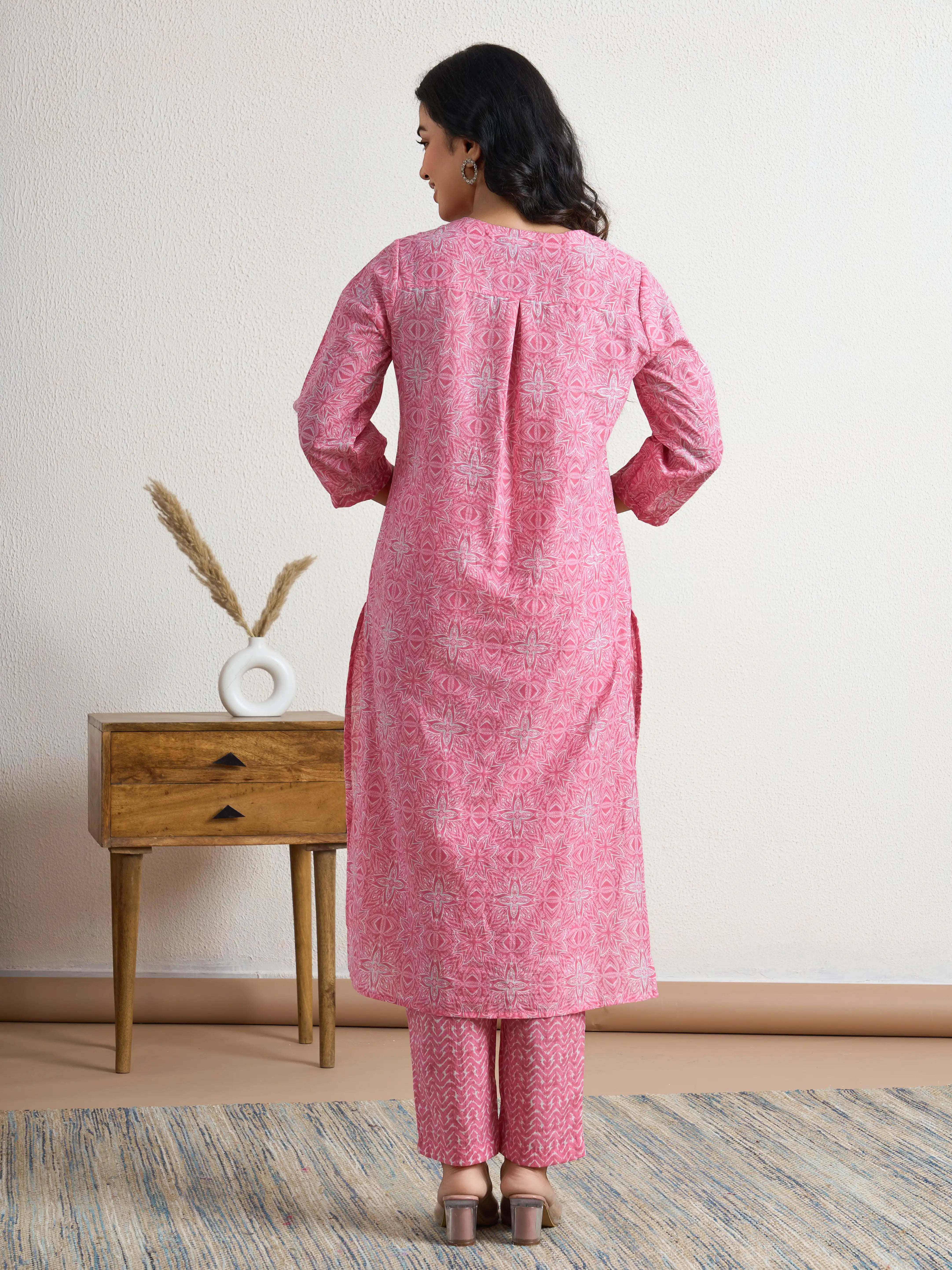 Pretty Pink printed kurta Set