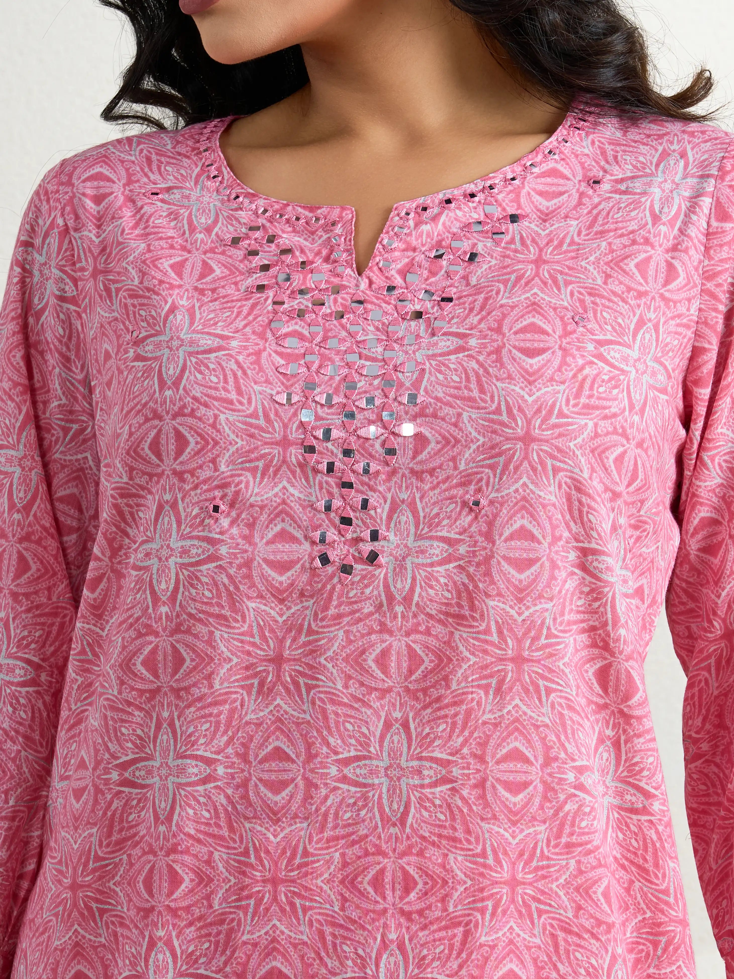 Pretty Pink printed kurta Set